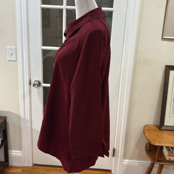 Habitat Women's Top in Rich Burgundy/Red. 3/4 Sleeves. Size S - Picture 5 of 10